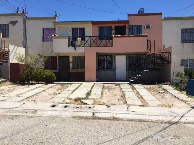 VENDO DEPARTAMENTO CUADRUPLEX PLANTA BAJA