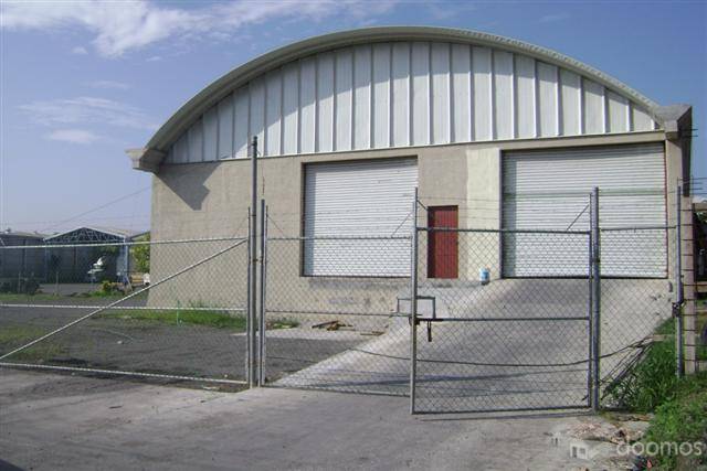 rento bodega de 700 m2 en cd industrial bruno pagliai