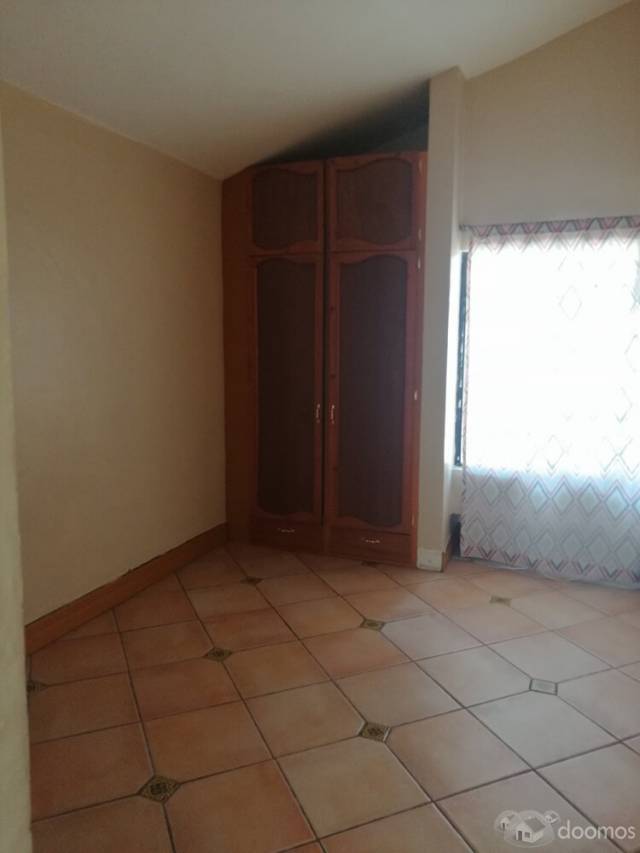 AMPLIA CASA EN VENTA COL. CHULA VISTA EN TIJUANA