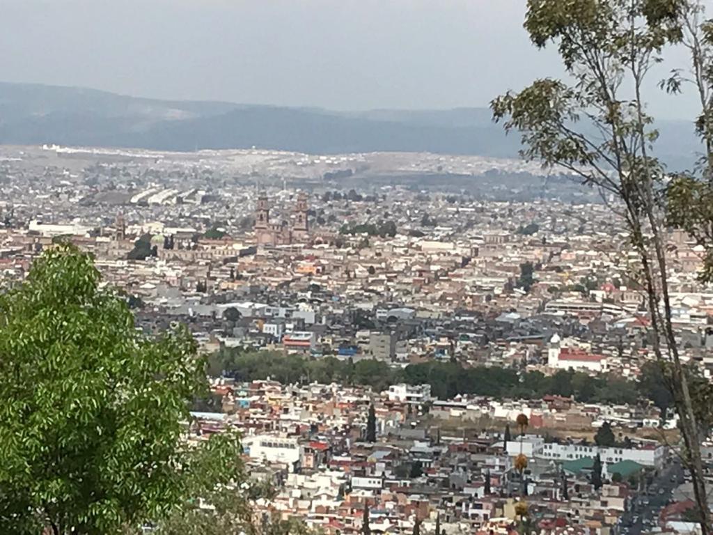 Increíble Vista Panorámica hacia el Centro de  Morelia