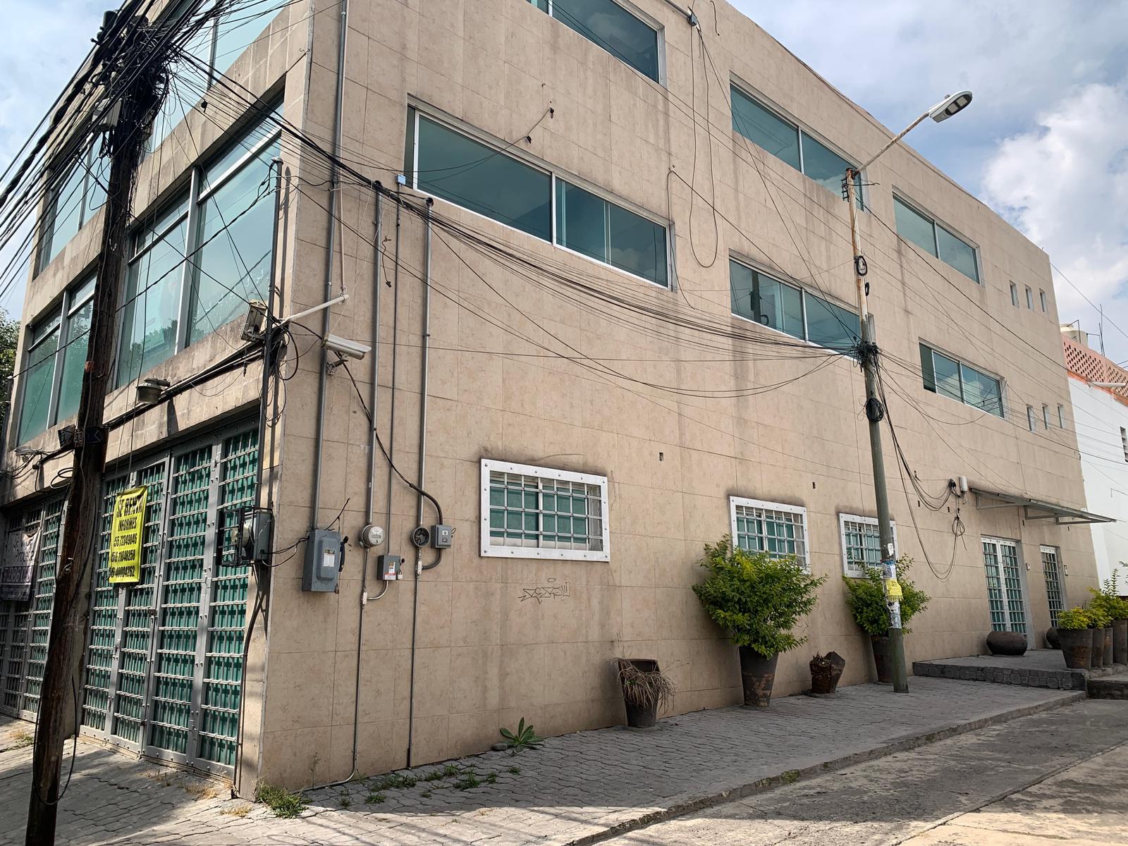 Edificio en Venta en Viveros de la Loma, Tlalnepantla