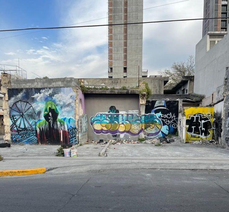 Magnífico terreno Comercial en esquina en el Centro de Monterrey, N. L.