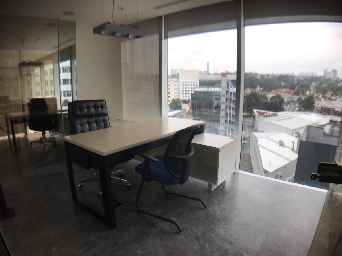 Oficina en Renta en Interlomas con Terraza y servicios (m2o2299)