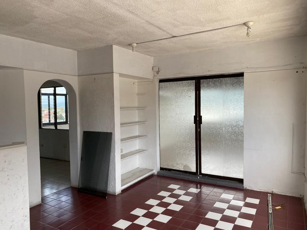 Edificio en Renta en Avenida Ruiz Cortines, 740 M2