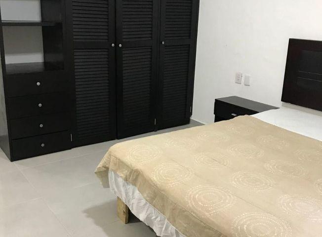 Departamento en venta en condominio Manantial en Playacar