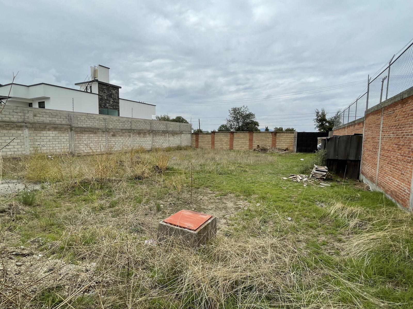 Terreno en  CACALOMACAN, TOLUCA ESTADO DE MEXICO