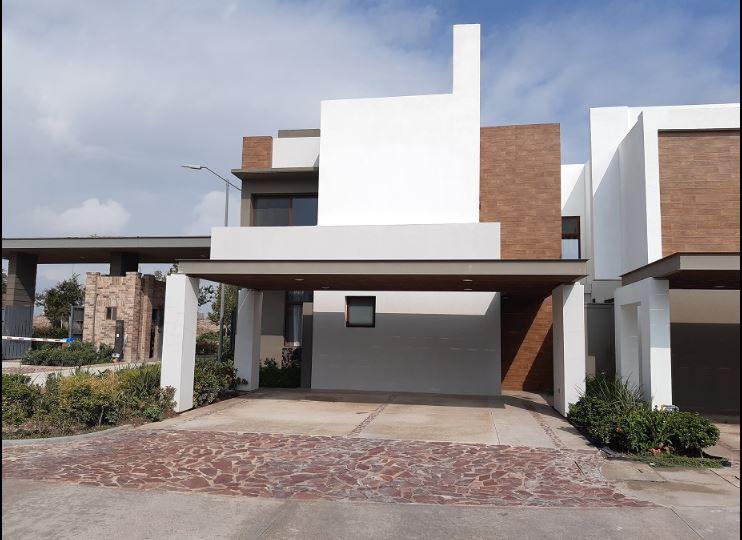 CASA EN VENTA - FRACC. ALTOZANO NUEVA LAGUNA MOD. VENTUS