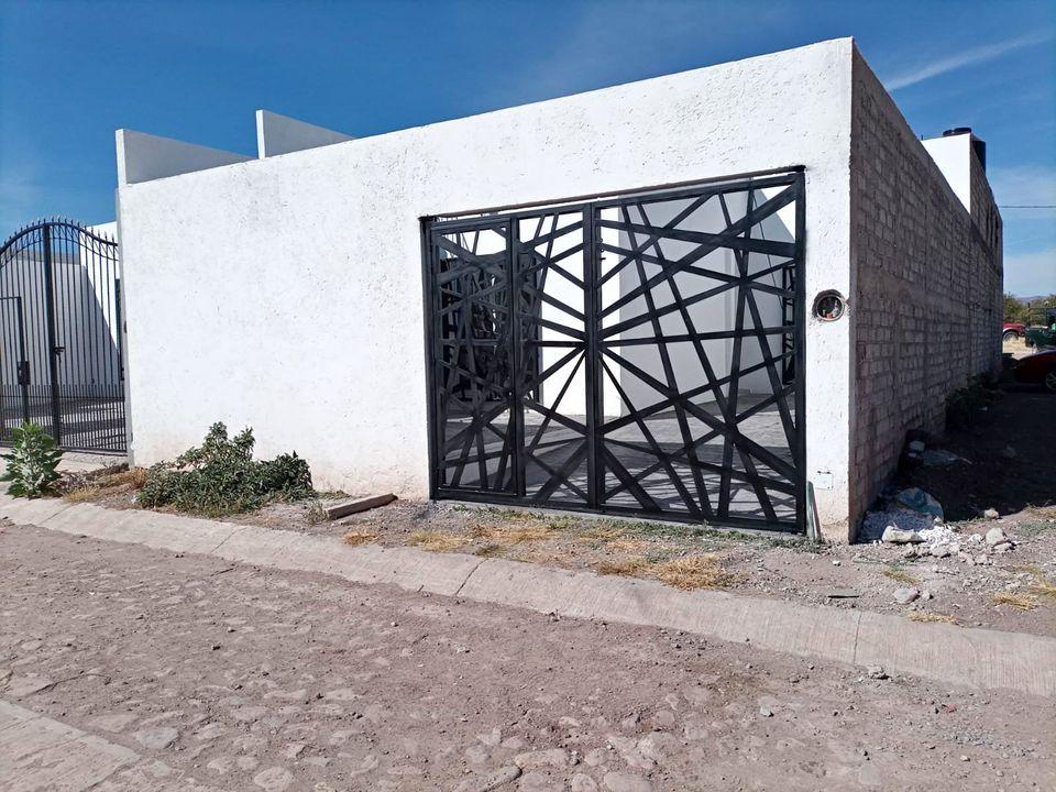 CASA EN VENTA EN FRACCIONAMIENTO EX PUENTECILLAS EN GTO CAPITAL