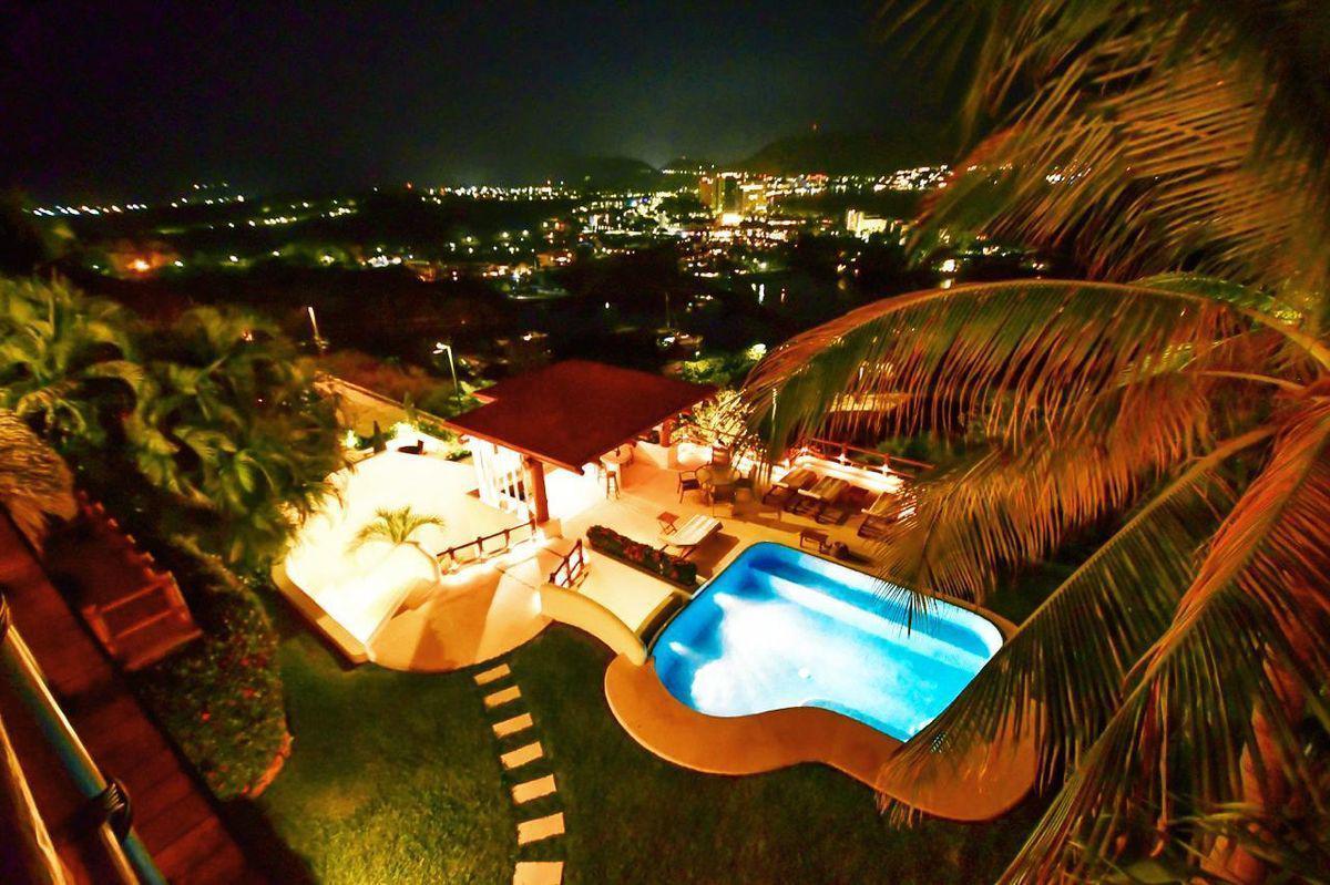 Casa en condominio en Pueblo Ixtapa Zihuatanejo