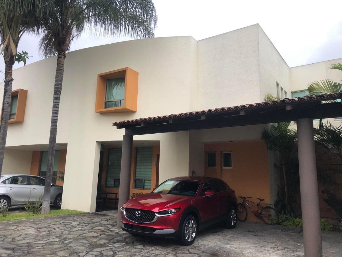 Casa en venta en la colonia Arboledas, en coto