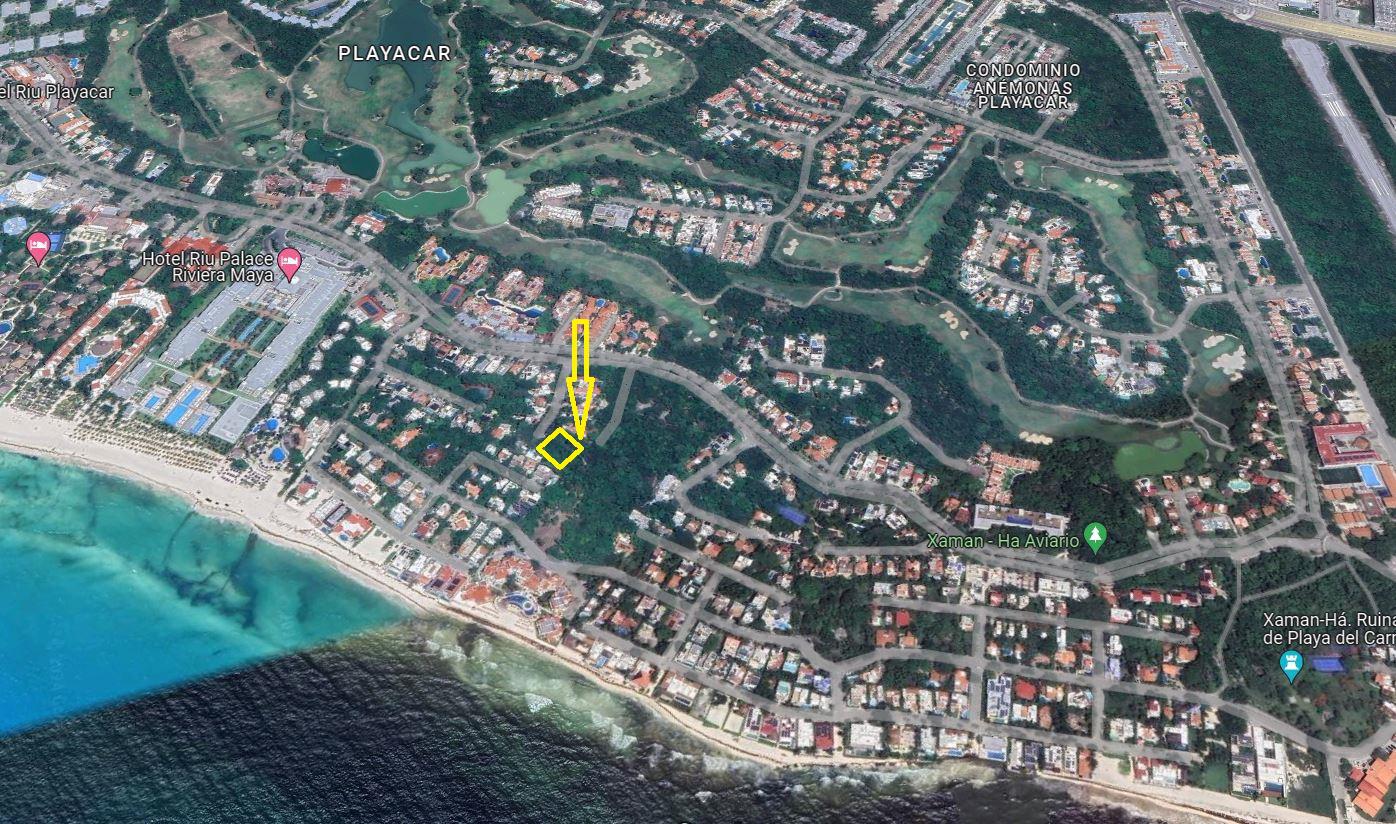 TERRENO EN VENTA EN PLAYA DEL CARMEN PLAYACAR A DOS CALLES DE LA PLAYA