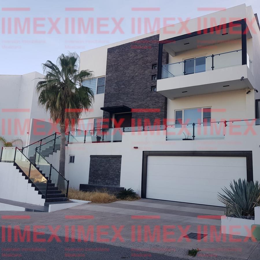 Venta casa remate bancario !!! Bosques de san Francisco!!!