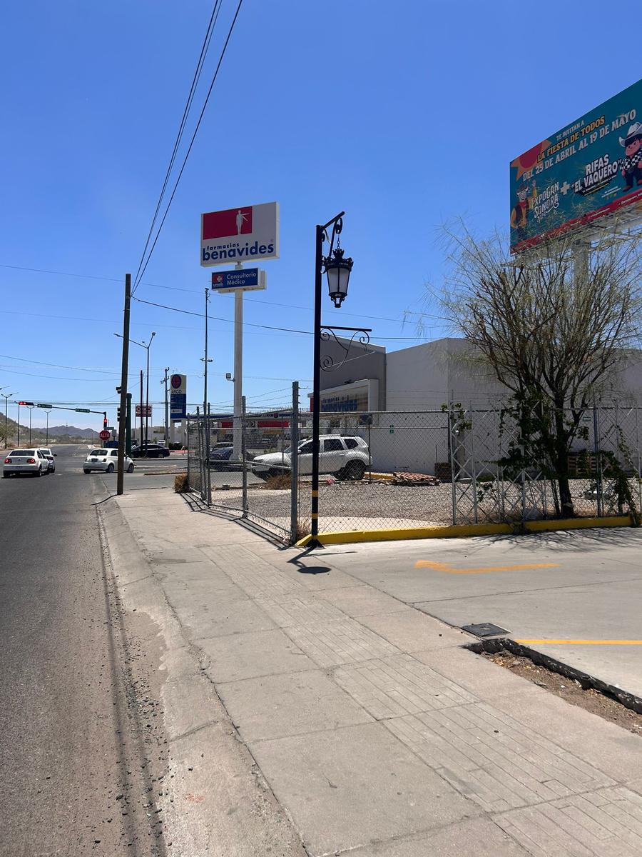 Se renta terreno sobre Boulevard Camino del Seri