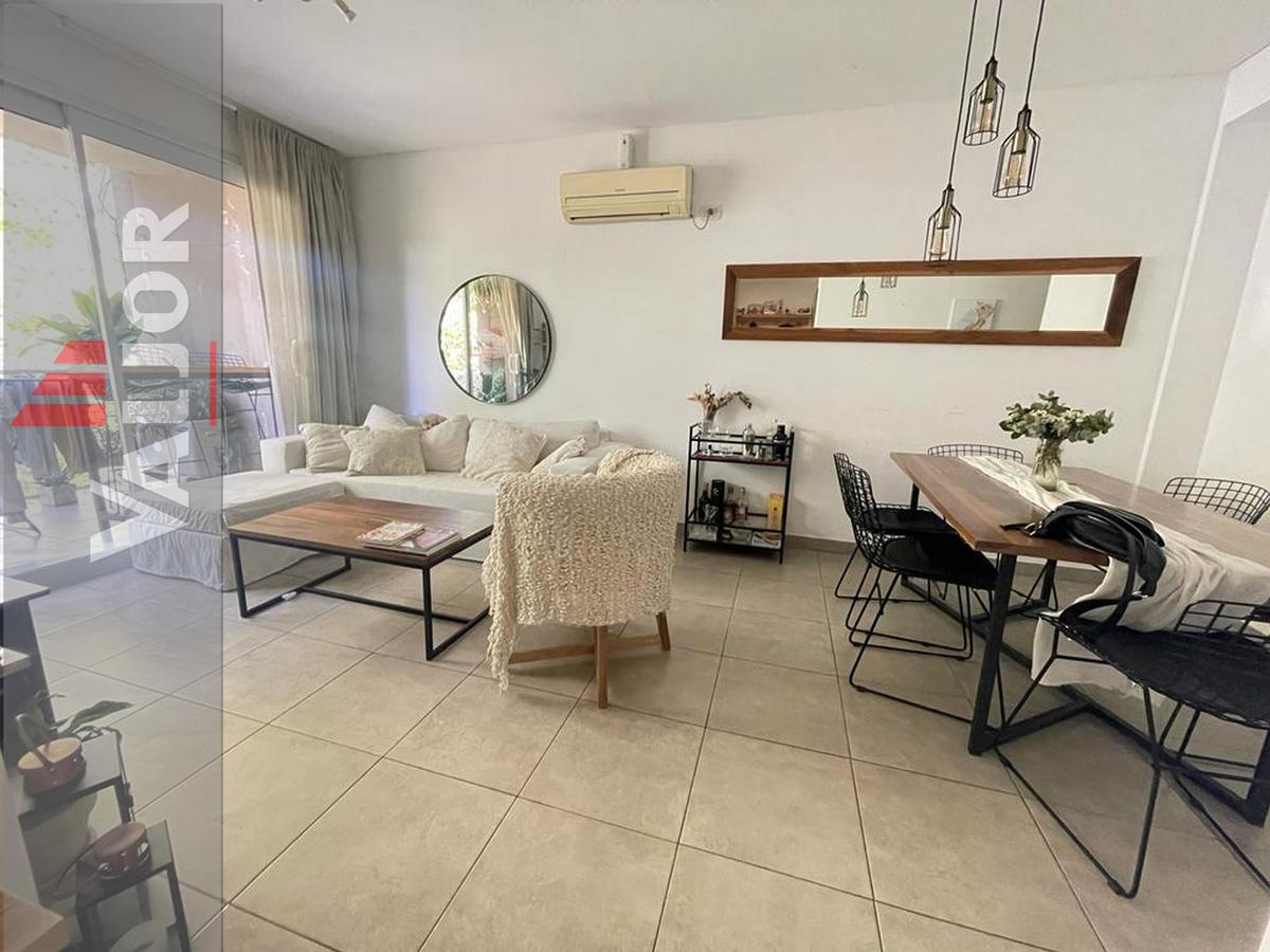 Excelente departamento de 3 amb en venta - al frente - Baño y toilette - c/Cochera fija!!!