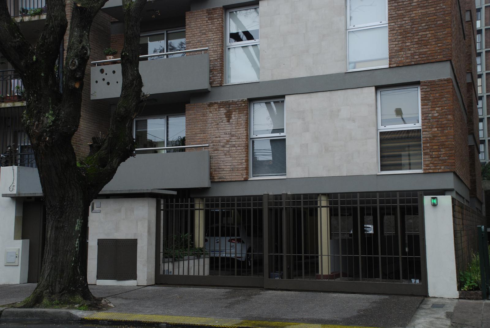 Departamento en Mart.-Vias/Santa Fe