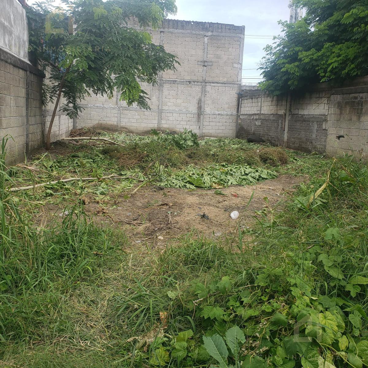 Terreno en renta en Veracruz, a una cuadra de la carretera a Ciudad Industrial de 200 m2