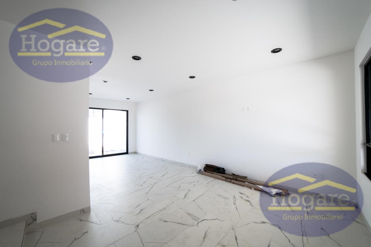 Casa Nueva en Venta en Privada Mayorazgo León Gto