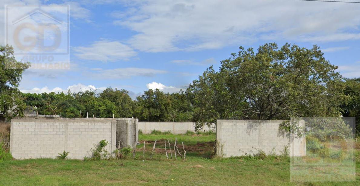 TERRENO EN RENTA POR EL ESTADIO DE ALTAMIRA CON UNA SUPERFICIE DE 840M2 !!