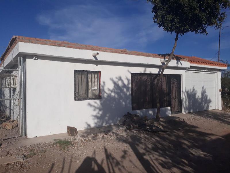 Se vende casa en ejido R.Flores Magon muy amplia y coservada