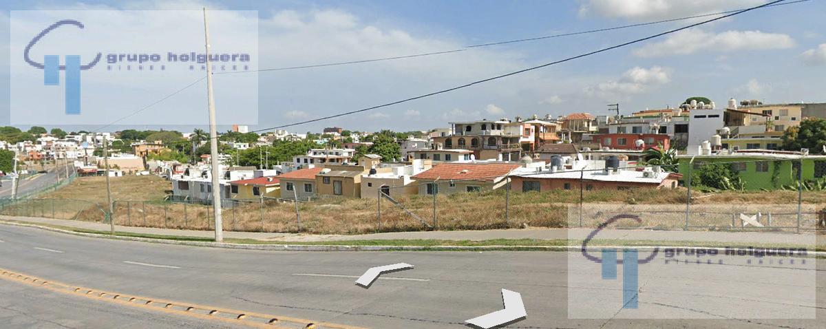 Terreno en Renta entre Av. Universidad y Wisconsin en Tampico, Tamaulipas