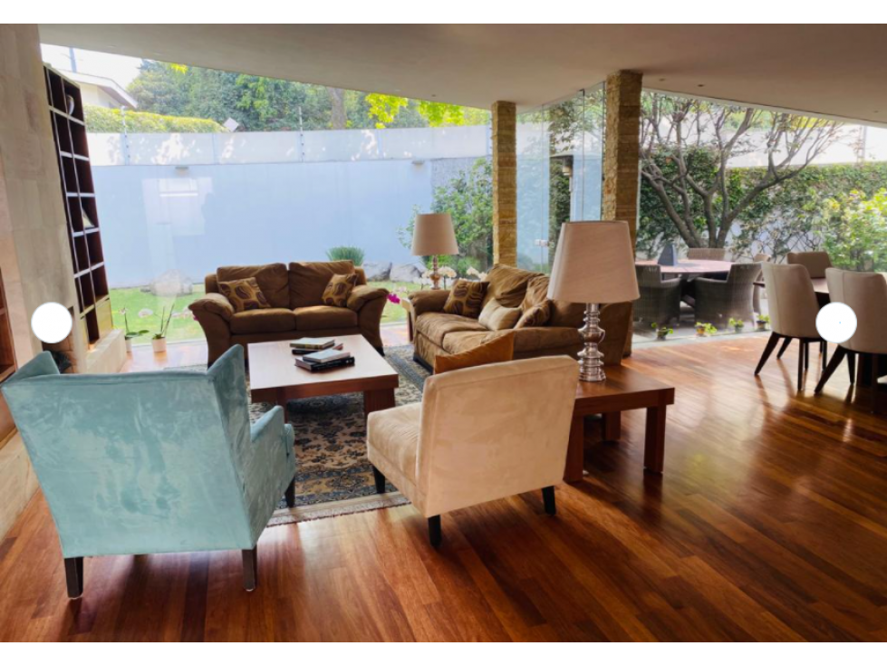 Se vende o se renta casa en Bosques de las Lomas, Miguel Hidalgo, CDMX