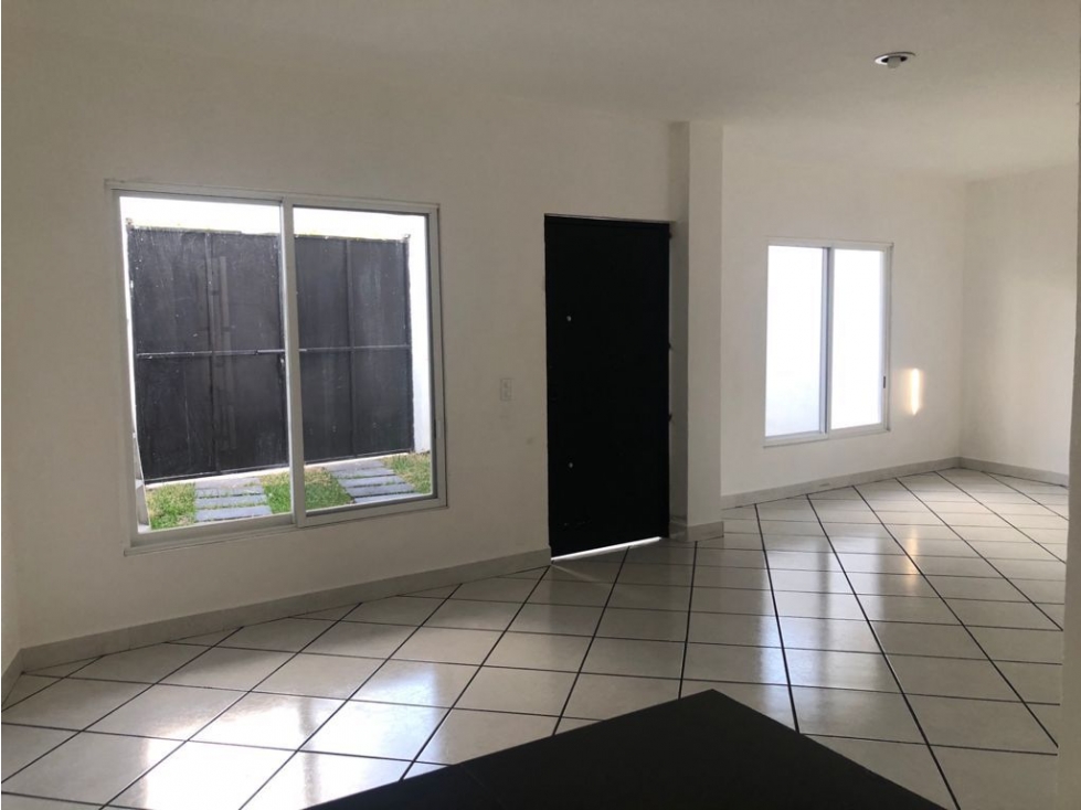 CASA SOLA EN VENTA 3 RECAMARAS EN CUAUTLA