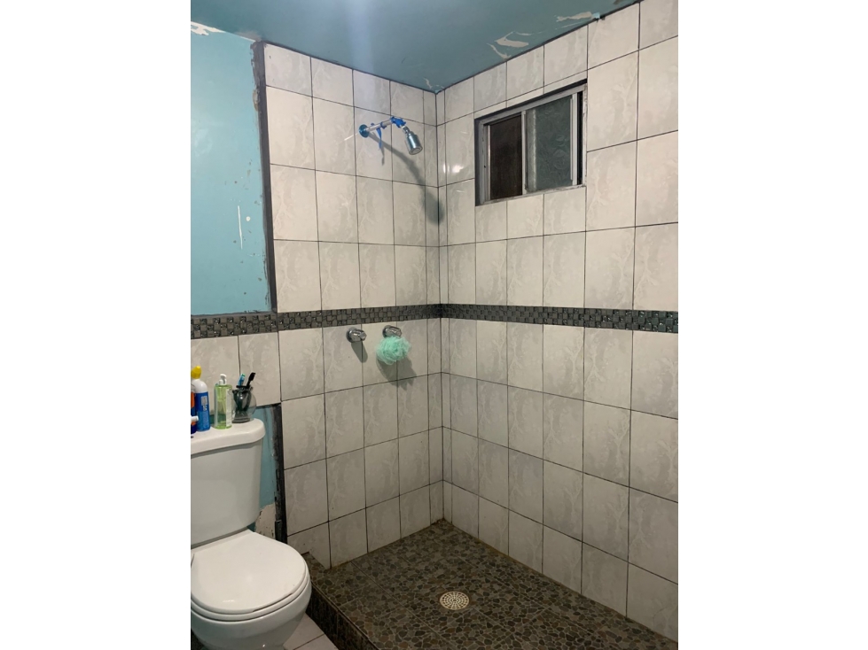 CASA EN VENTA EN FRACCIONAMIENTO RIVERA DEL BOSQUE TIJUANA