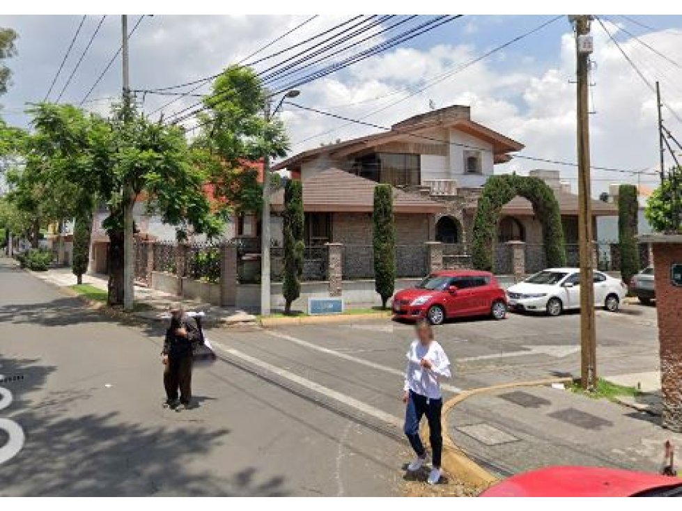 INCREIBLE CASA EN VALLE DORADO TLALNEPANTLA