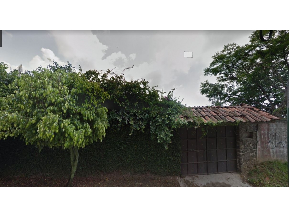 CASA EN VENTA EN CALLE VÍA LÁCTEA, RANCHO TETELA, CUERNAVACA.