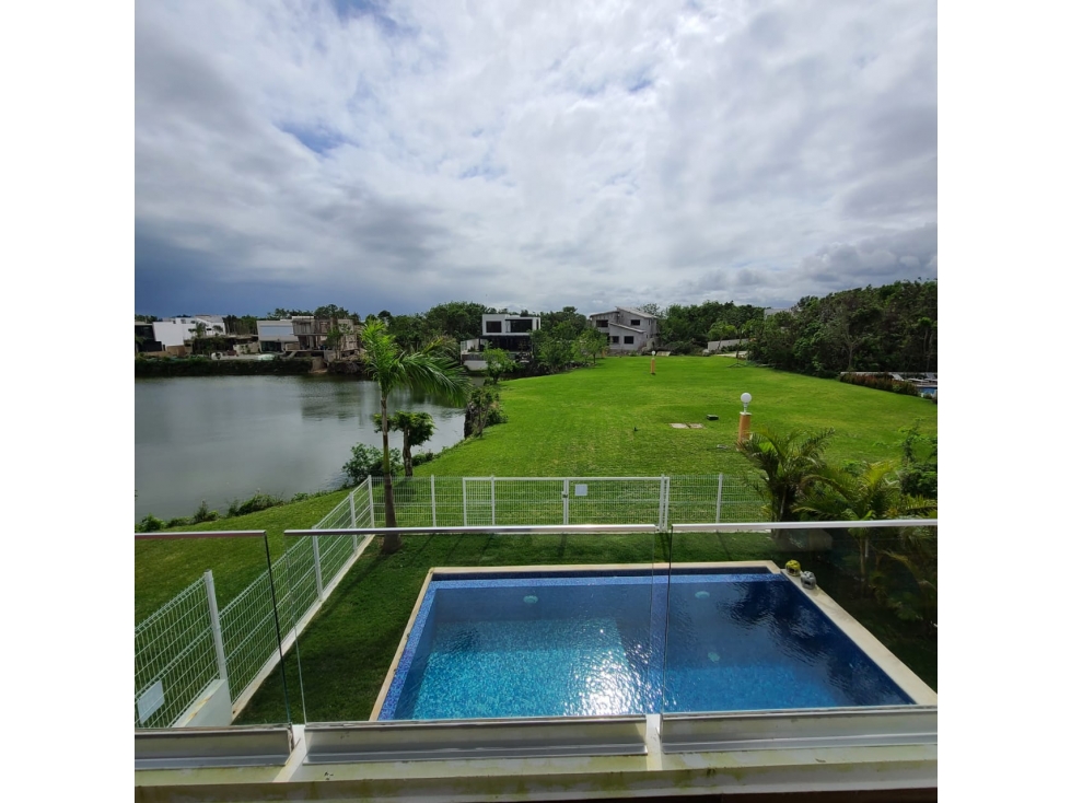 RESIDENCIAL  LAGOS DEL SOL  EN  CANCUN