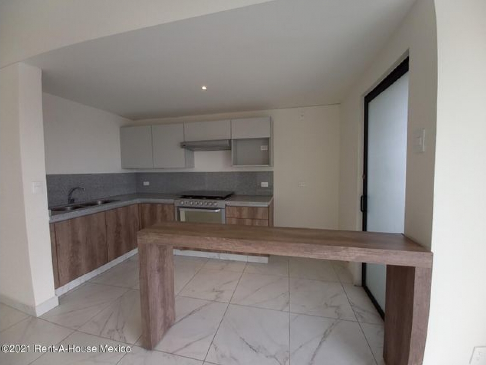 Departamento en Renta Calle Margarita,Santa Maria la Ribera.RU 22-1207