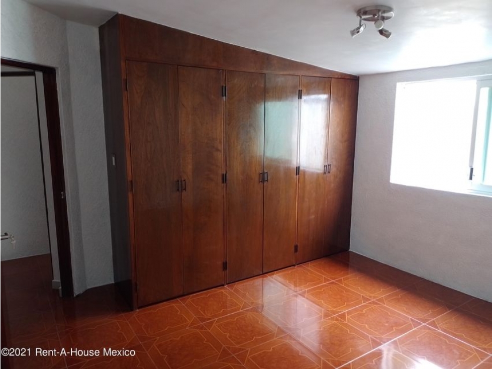 Casa en Venta en Valle Dorado  FF  22 - 1071 - 1