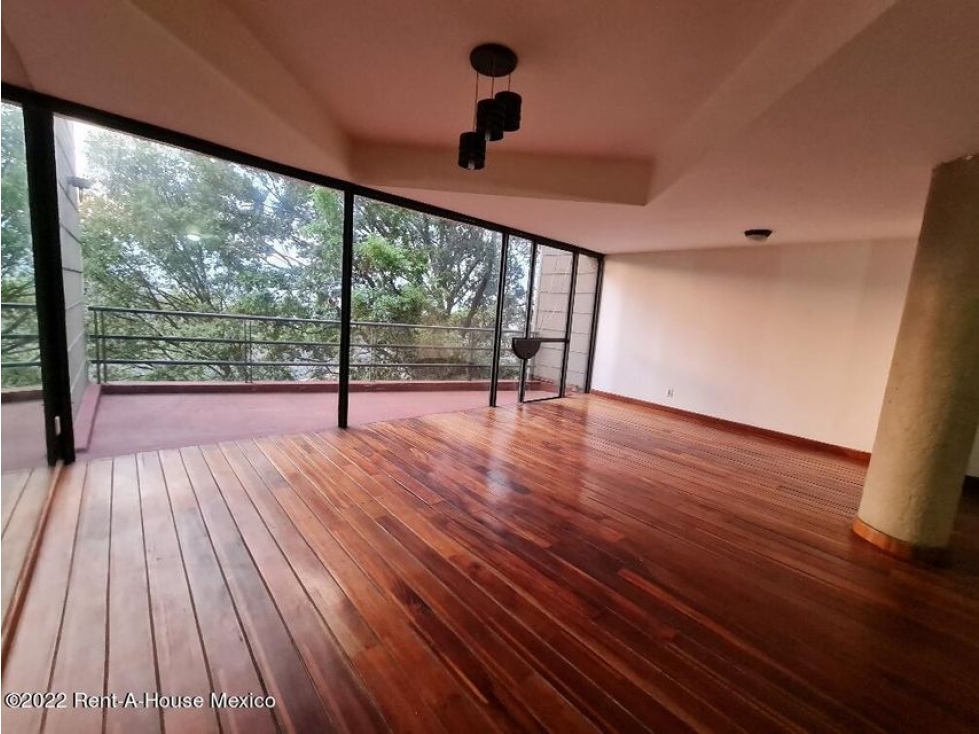 Casa en Venta en Cuajimalpa de Morelos,Cuajimalpa GIS.22-4850