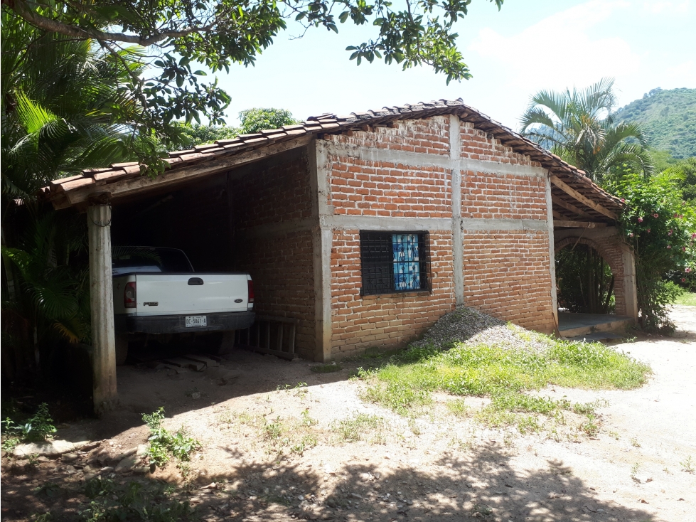 HERMOSO RANCHO EN VILLAFLORES