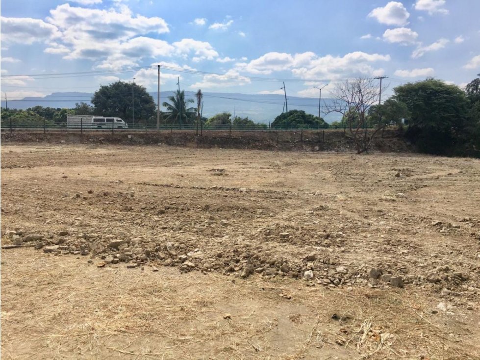 SE VENDE TERRENO A ORILLA DE CARRETERA CHIAPA DE CORZO-TUXTLA.