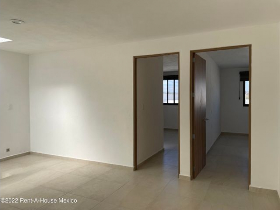 VENTA. Casa con alberca, en Grand Reserva Juriquilla