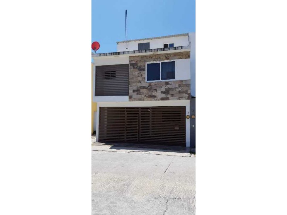 CASA EN VENTA EN PRIVADA
TENERIFE.