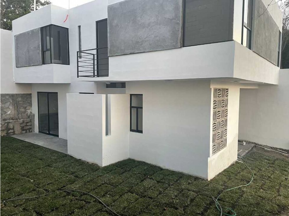 Casas nuevas en venta, a 1 cuadra de lib. Sur.